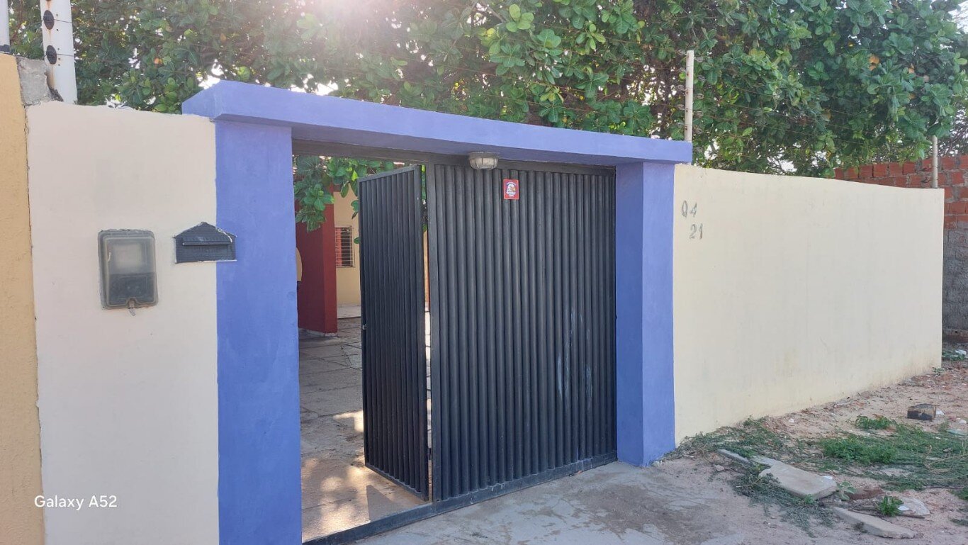 Casa para aluguel, 03 Quartos (CA217)