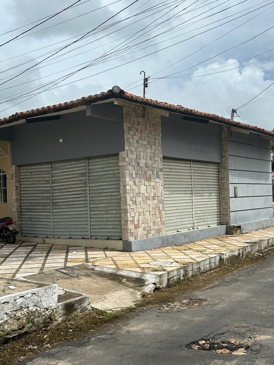 Sala comercial para aluguel e venda, Centro, Parnaíba (SA1204)